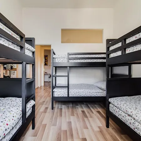 Hostel Mirak Praha