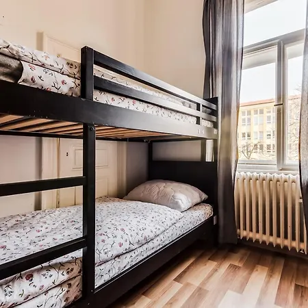 Albergue Mirak *